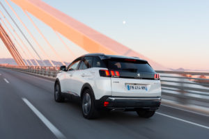 100.000 SUV PEUGEOT 3008 E 5008 VENDUTI IN ITALIA (1)