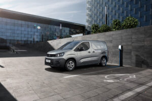 UN 2021 DI ELETTRIZZANTI NOVITA’ IN CASA PEUGEOT (5)