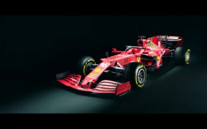 Due tonalità di rosso per la Ferrari SF21: radici e futuro