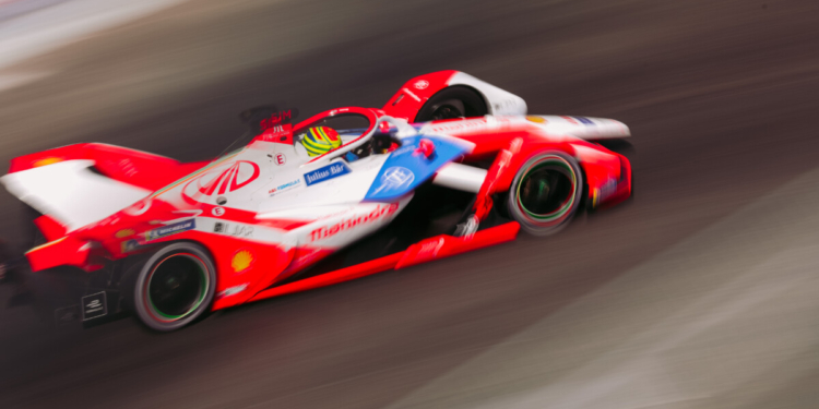 | Driver: Alexander Sims| Team: Mahindra Racing| Number: 29| Car: Mahindra M7Electro|Car: Spark SRT05e|| Photographer: Shiv Gohil| Event: Ad Diriyah ePrix| Circuit: Ad Diriyah| Location: Riyadh| Series: FIA Formula E| Season: 2020-2021| Country: Saudi Arabia| Keyword: Season 7| Keyword: Season Seven| Keyword: S7| Keyword: motorsport| Keyword: electric racing| Keyword: single seater| Keyword: open wheel| Keyword: 2021|| Session: FP3|