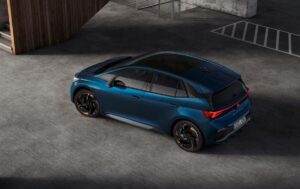 media-006 CUPRA BORN Aurora Blue high