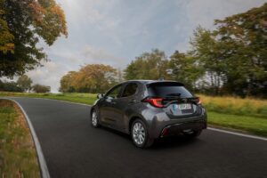 Mazda2_Hybrid_2022_act_3