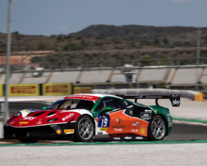 Ferrari Challenge Europe: vittorie italiane a Valencia con Donno e Gostner
