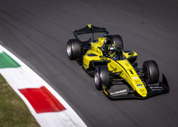Monza (ITA) SEP 4-7, 2025 - Italian Grand Prix at the Autodromo di Monza. Leonardo FORNAROLI #01 Invicta Racing F2. © 2025 Dutch Photo Agency