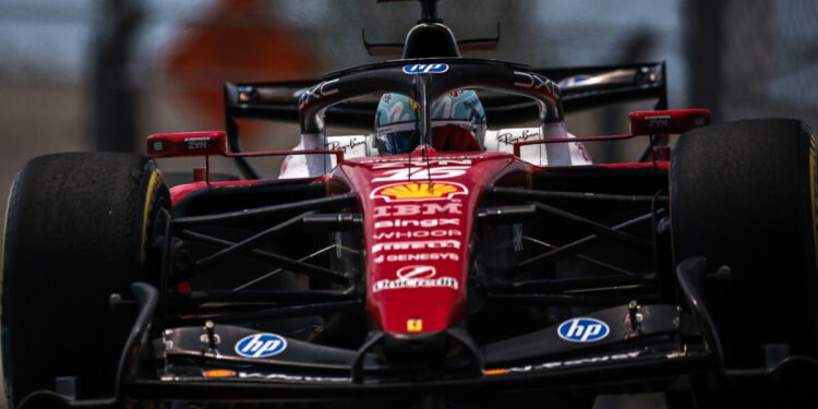 16 LECLERC Charles (mco), Scuderia Ferrari SF-26, action during the Formula 1 Miami Grand Prix 2026, 4th round of the 2026 Formula One World Championship from May 1 to 3, 2026 on the Miami International Autodrome, in Miami Gardens, USA - Photo Eric Alonso / DPPI